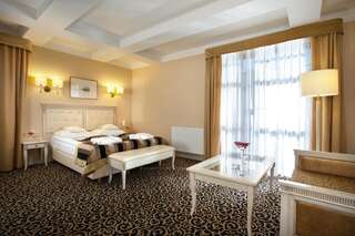 Отель Hotel Royal Baltic 4* Luxury Boutique Устка Семейный люкс-2